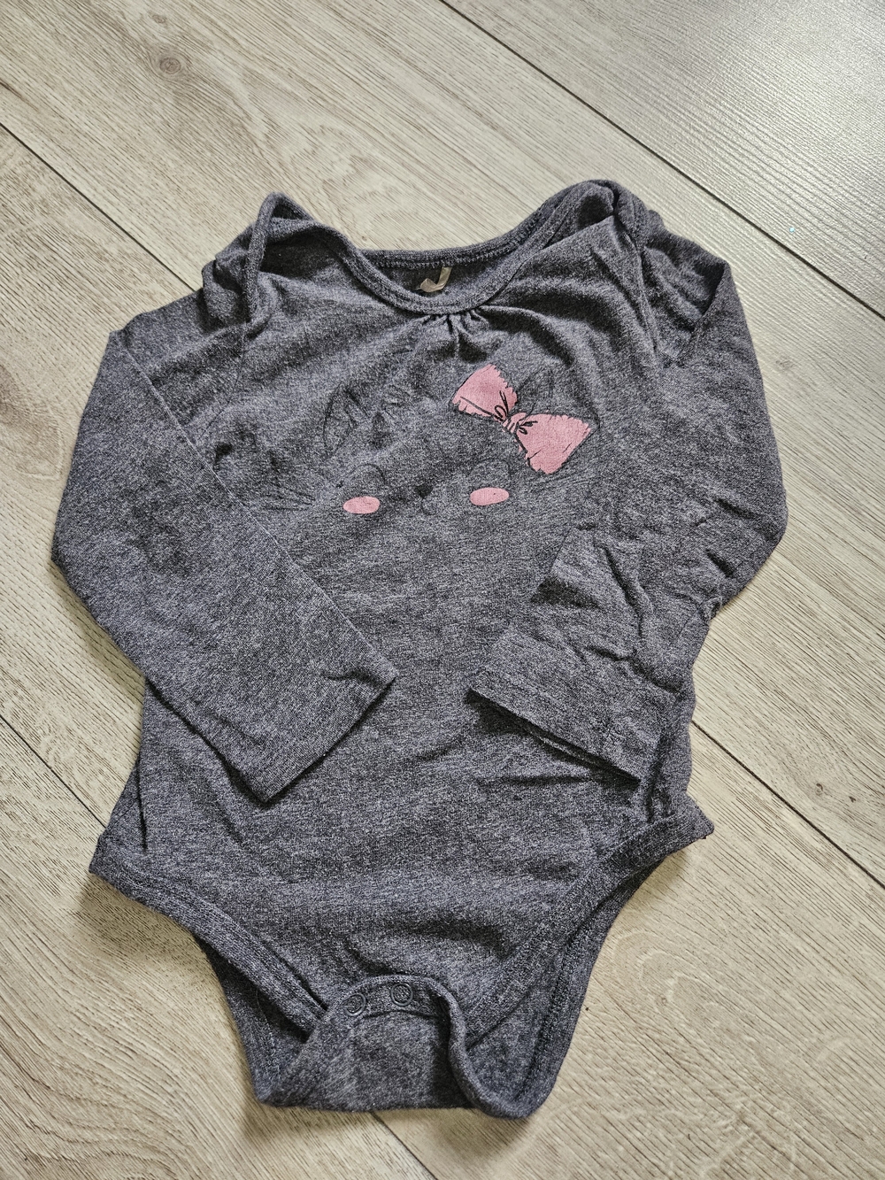 Baby Girl 18M Grey Heather Long Sleeve Kitty Cat Face Bow Bodysuit Onesie